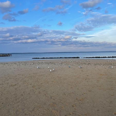 Our Happy Place In Colonial Beach Buitenkant foto
